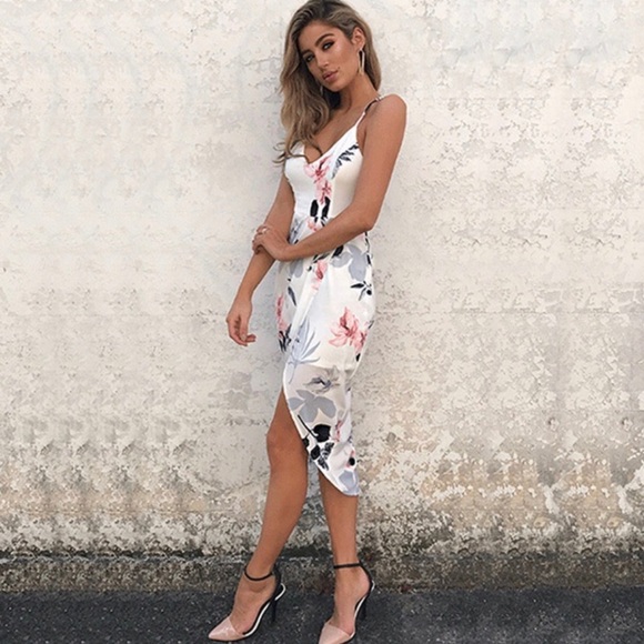 🌸Satin Dress🌸 - Picture 3 of 3